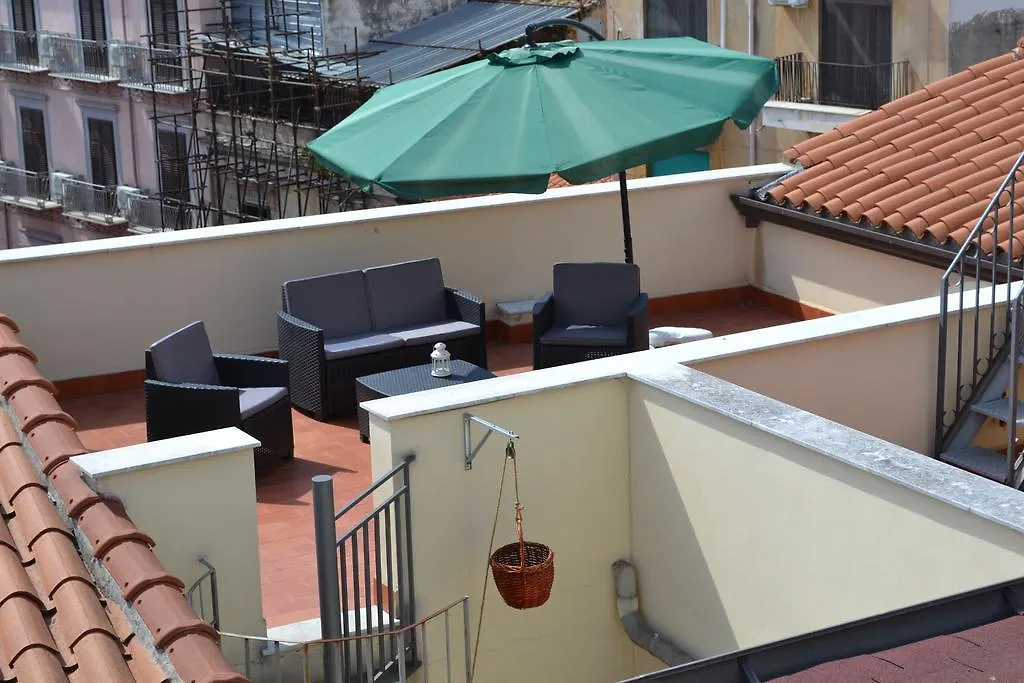 Semesterbostad La Terrazza Sul Mercato Storico Palermo